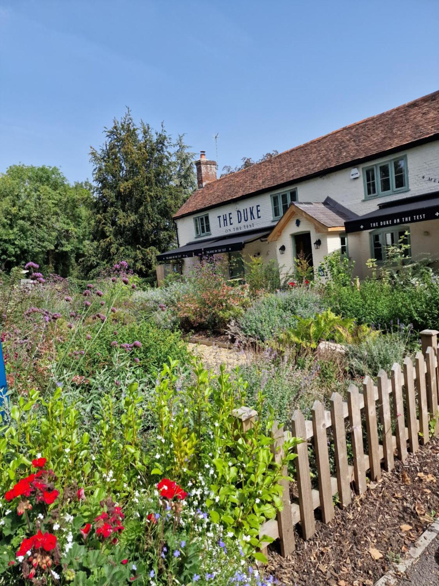 The Duke On The Test Bed & Breakfast Romsey Exterior photo